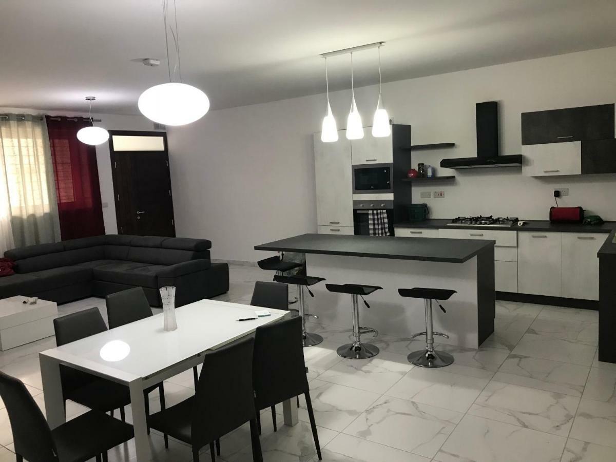 Maisonette Barok Zabbar Exterior photo